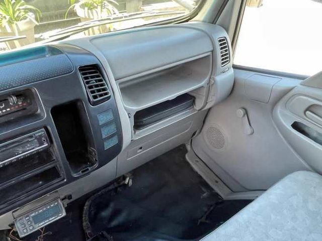 HINO XZU 300 CITY 2011