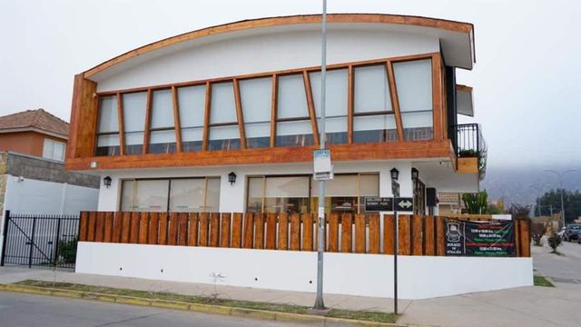 LOCAL COMERCIAL Serena Oriente Los Perales