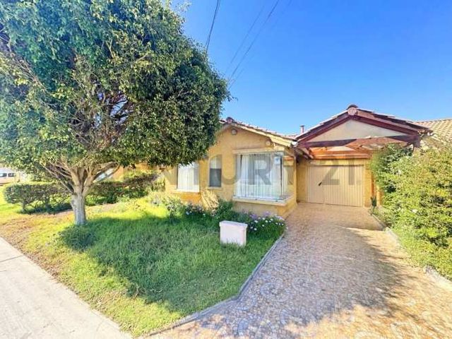 Se vende casa en pasaje cerrado, Sindempart