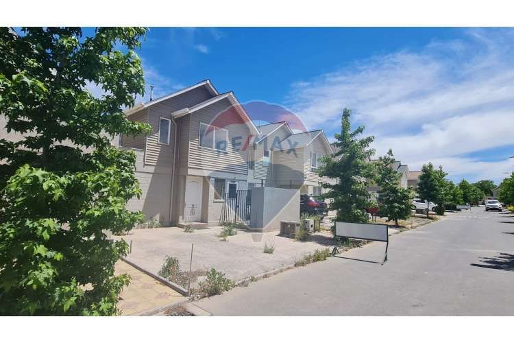 Casa en co ndominio en buin 3 habitaciones