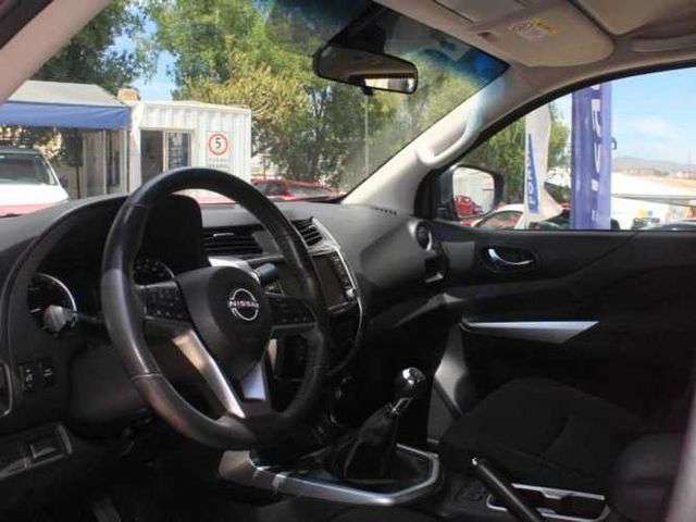 NISSAN NAVARA 2023