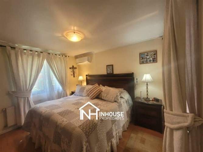 CASA Casa en Francisco Otta / Av. Consistorial