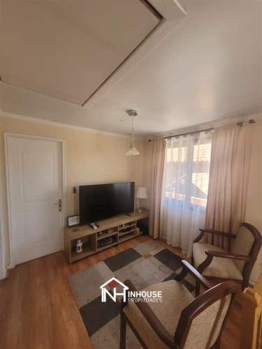 CASA Casa en Francisco Otta / Av. Consistorial