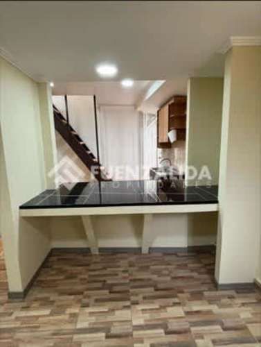 CASA Los Angeles / Grumete Bustos