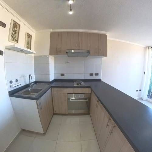 Arriendo en Viña frente a supermercado y outlet en Reñaca Alto