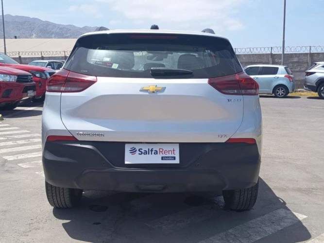 CHEVROLET TRACKER 2024