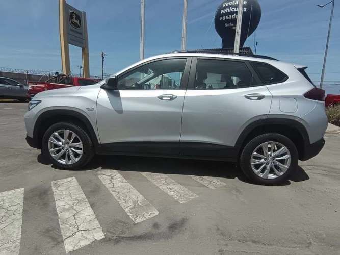 CHEVROLET TRACKER 2024