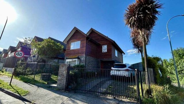 CASA EN ALTOS DE PILAUCO (129981)