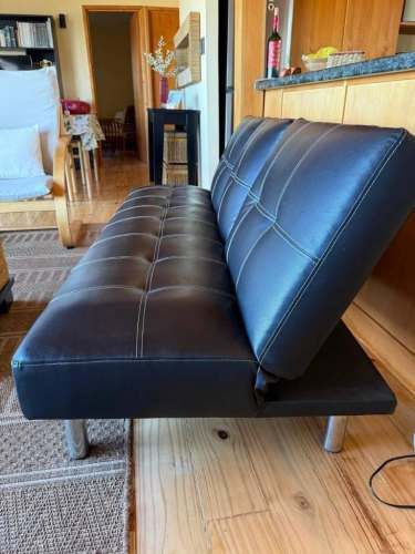 Estupendo futon cama.