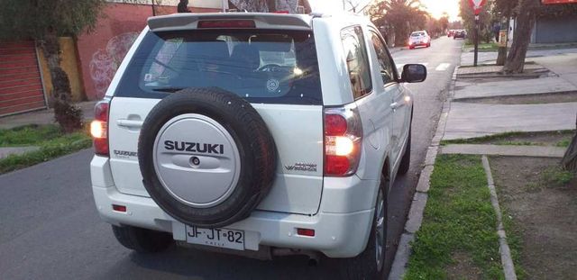 SUZUKI GRAN VITARA GLX 2.4 AÑO 2017 AUTOMÁTICO