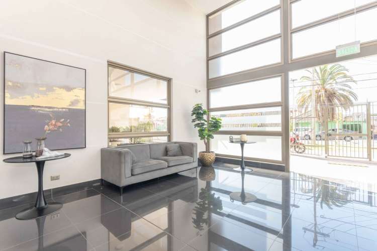 Av. El Parrón 103 11 [1076-1]