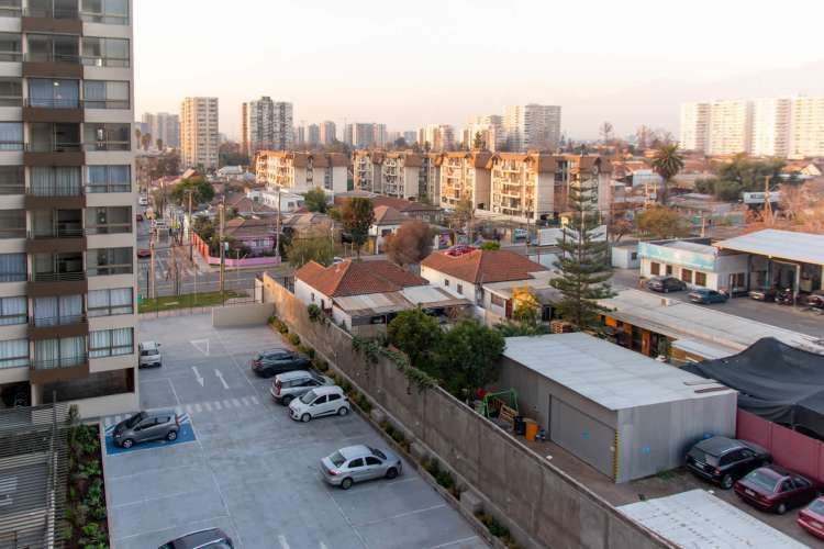 Av. El Parrón 103 11 [1076-1]