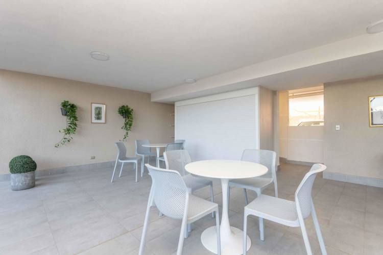 Av. El Parrón 103 11 [1076-1]