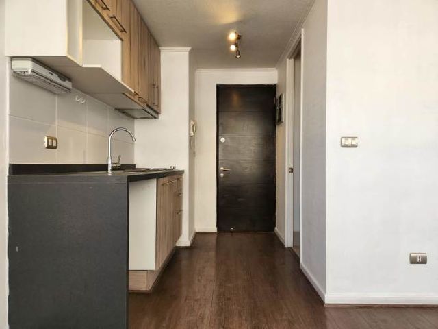 Av. Almte. Blanco En (1 Bod) [209-11]