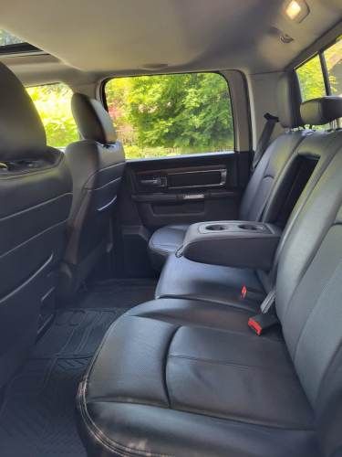 Ram 1500 Laramie Box 5.7 Aut Ac 4WD 2019