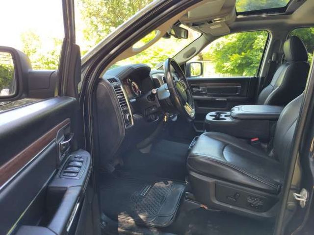 Ram 1500 Laramie Box 5.7 Aut Ac 4WD 2019