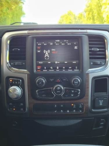 Ram 1500 Laramie Box 5.7 Aut Ac 4WD 2019