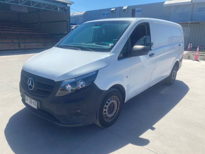 FURGON Marca MERCEDES BENZ Modelo VITO 111 CDI Año 2017