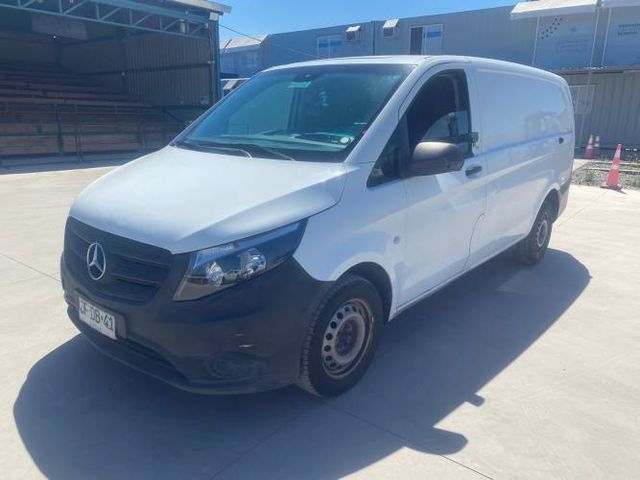 FURGON Marca MERCEDES BENZ Modelo VITO 111 CDI Año 2017