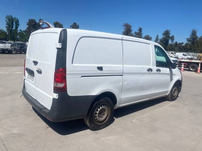 FURGON Marca MERCEDES BENZ Modelo VITO 111 CDI Año 2017