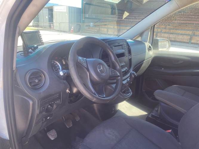 FURGON Marca MERCEDES BENZ Modelo VITO 111 CDI Año 2017