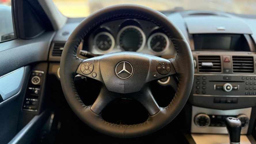 2010 Mercedes-Benz C 200 1.8 C 200 Blue Efficiency Elegance