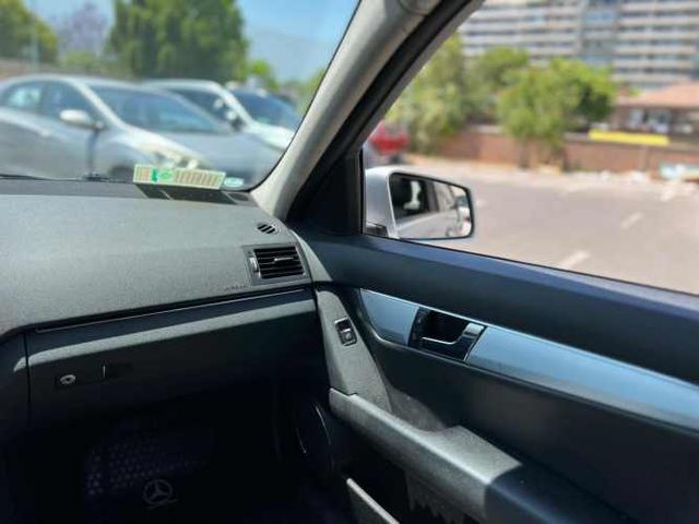 2010 Mercedes-Benz C 200 1.8 C 200 Blue Efficiency Elegance