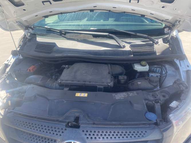 FURGON Marca MERCEDES BENZ Modelo VITO 111 CDI Año 2017