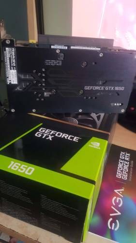 Vendo Tarjeta de video NVIDIA GeForce GTX 1650