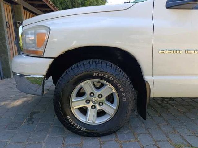 DODGE RAM 1500 2006