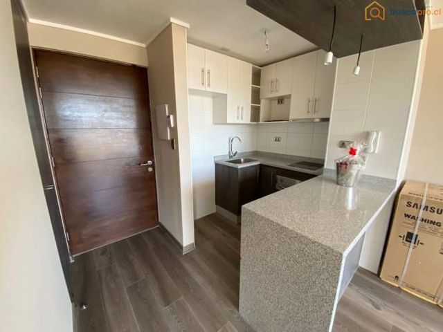 Departamento en arriendo c/ estacionamiento en Centro de Concepción