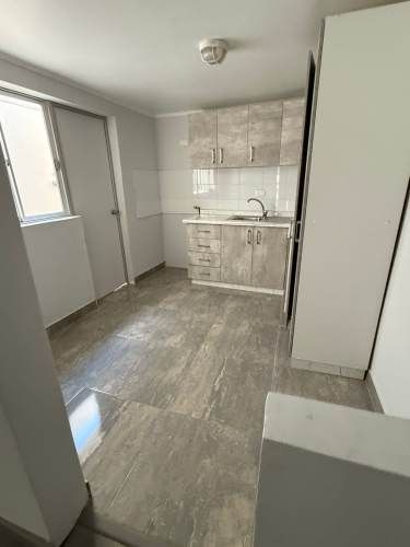 Arriendo Casa dos pisos