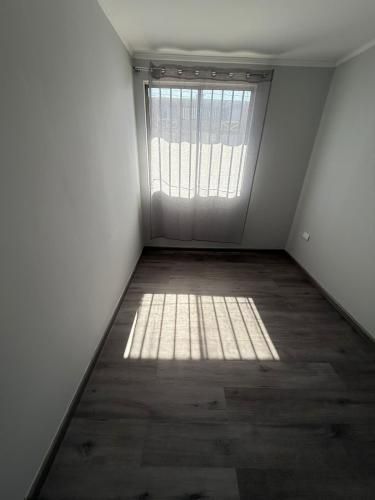 Arriendo Casa dos pisos