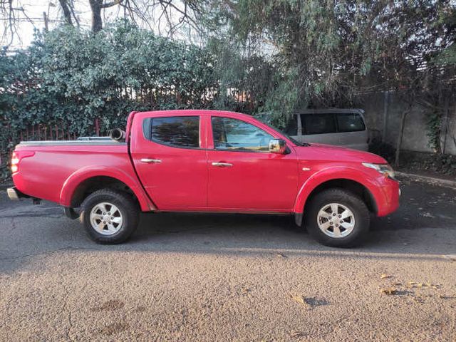 Mitsubishi L200 katana CRT 4x4