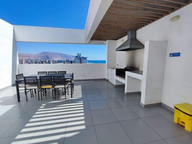 Departamento en arriendo c/ estacionamiento en Centro de Iquique