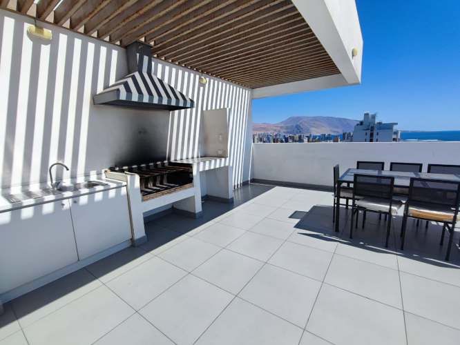 Departamento en arriendo c/ estacionamiento en Centro de Iquique