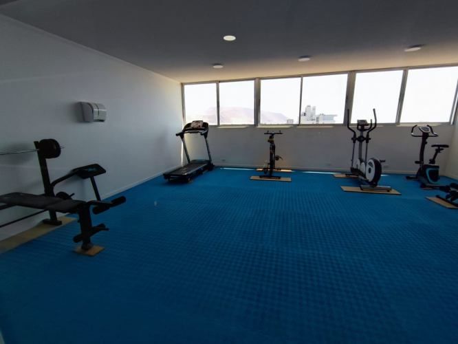 Departamento en arriendo c/ estacionamiento en Centro de Iquique