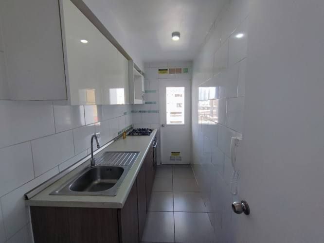 Departamento en arriendo c/ estacionamiento en Centro de Iquique