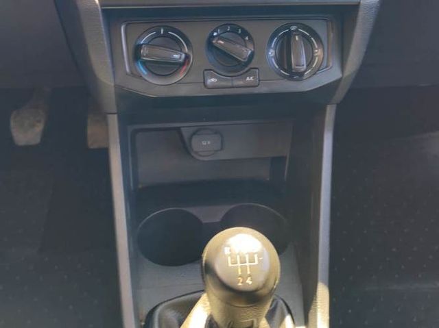 Volkswagen Voyage 2023 Voyage 1.6