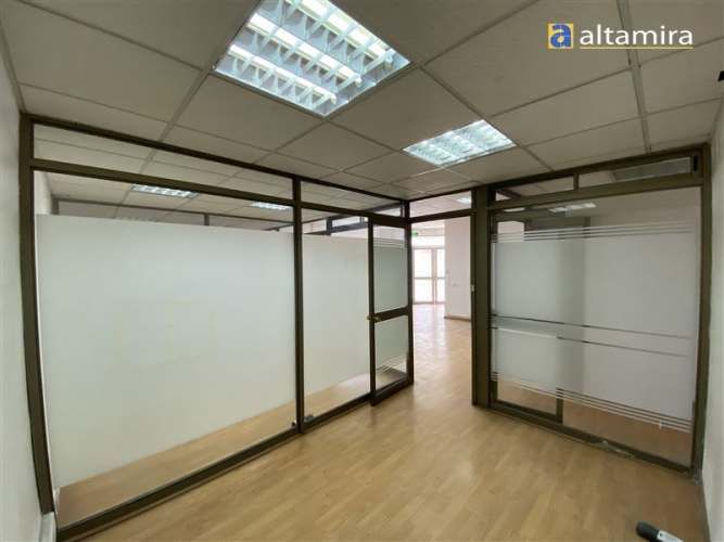 OFICINA Local Comercial Central - Vivar / San Martin