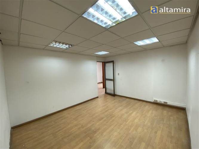 OFICINA Local Comercial Central - Vivar / San Martin