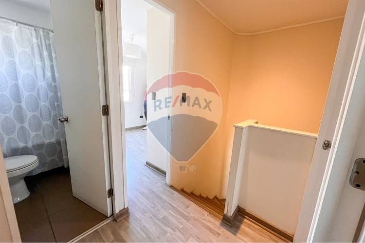 Hermosa e iluminada casa en valle grande