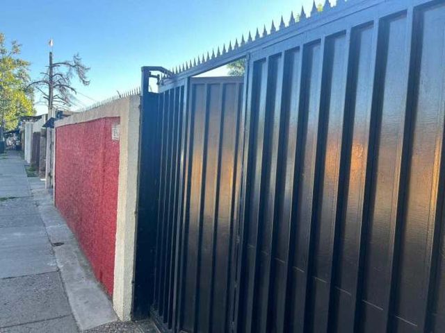 Gran y acogedora casa en sector tranquilo (130180)