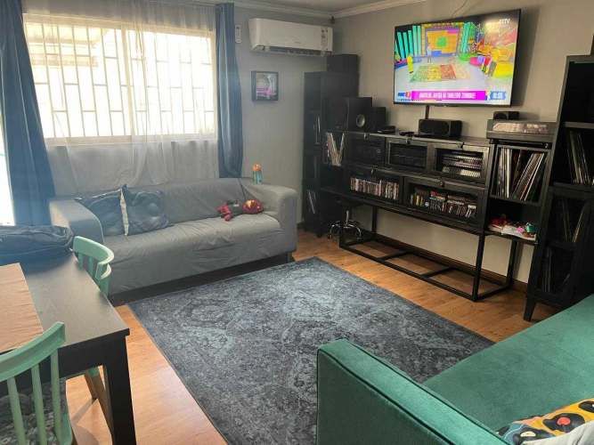 Gran y acogedora casa en sector tranquilo (130180)