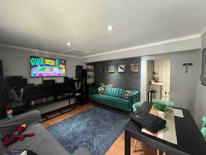 Gran y acogedora casa en sector tranquilo (130180)