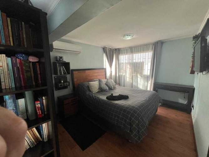 Gran y acogedora casa en sector tranquilo (130180)