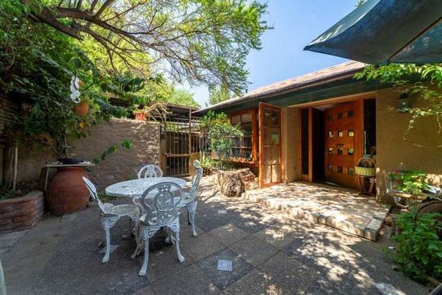 Casa para remodelar, excelente ubicación