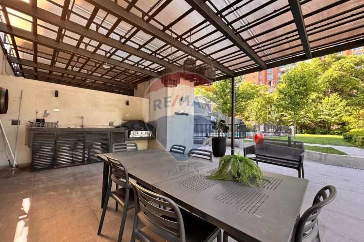 Semi nuevo mariposa gran terraza