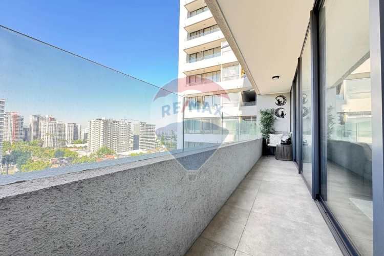 Semi nuevo mariposa gran terraza