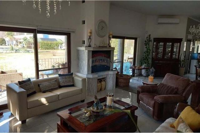 Gran parcela ubicada en colonia kennedy, paine!!